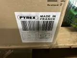 28x Glazen (oven)schalen, bakvormen en mengkommen Pyrex – foto 8 – kavel bij Onlineveilingmeester, Hoogeveen