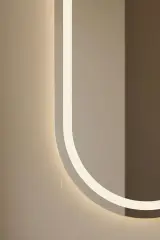 Ovale LED Badkamerspiegel 140×45 cm – Anti-Condens & 3 Lichtkleuren VIDI, Hakon – foto 2 – kavel bij Onlineveilingmeester, Hoogeveen