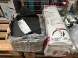 Campingbed en kinderstoel Ding, Esti – kavel bij Onlineveilingmeester, Hoogeveen