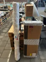 2x Boekenkast en vloerkleed – kavel bij Onlineveilingmeester, Hoogeveen