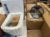 Partij woonaccessoires w.o. lampen, manden set, kruidenpotjes – foto 2 – kavel bij Onlineveilingmeester, Hoogeveen