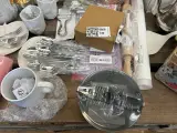 Partij huis-en keukenartikelen w.o. servies, picknickmand, theepot, bestek, mini wafelmaker W.o. H&M Home, Ikea, Thermomix – foto 3 – kavel bij Onlineveilingmeester, Hoogeveen