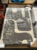 8x Tuin-en woonartikelen w.o. wanddecoratie, schaduwdoek, beschermhoes W.o. Sunfighters, Bristol – foto 2 – kavel bij Onlineveilingmeester, Hoogeveen