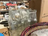 Partij woonaccessoires w.o. wanddecoratie Miami, opbergmand, bureaulamp – foto 8 – kavel bij Onlineveilingmeester, Hoogeveen