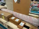8x Woonaccessoires w.o. wasmand, vloerkleed, aardewerk wandlampen W.o. Zara Home, La Redoute – foto 7 – kavel bij Onlineveilingmeester, Hoogeveen
