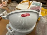 Ca. 40x Keuken artikelen w.o. glaswerk, vergiet, snijplank W.o. Curver, Nespresso – foto 10 – kavel bij Onlineveilingmeester, Hoogeveen