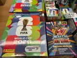 FIFA World Cup 2026 verzamelobjecten w.o. stickers, bewaarmap – foto 5 – kavel bij Onlineveilingmeester, Hoogeveen