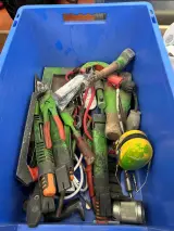 Partij bouwartikelen w.o. accuboormachine, bouwradio, divers handgereedschap W.o. DeWALT – foto 4 – kavel bij Onlineveilingmeester, Hoogeveen