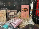 Partij mode-en haaraccessoires W.o. Notino, Misswink, Invisibobble, Magefy – foto 4 – kavel bij Onlineveilingmeester, Hoogeveen