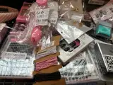 Partij mode-en haaraccessoires W.o. Notino, Misswink, Invisibobble, Magefy – foto 6 – kavel bij Onlineveilingmeester, Hoogeveen