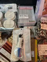 4x Inhoud stellingvak w.o. mode-en haaraccessoires, W.o. H&M, Cider, Contents – foto 17 – kavel bij Onlineveilingmeester, Hoogeveen