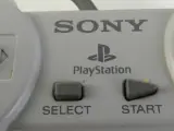 Sony PlayStation 1 PAL + controller en Pro Pinball in doos – foto 9 – kavel bij De Kringwinkel, Heverlee