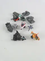 Micro Machines Military Aircraft Carrier 1998 met doos – foto 18 – kavel bij De Kringwinkel, Heverlee