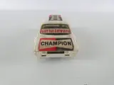 Set van 4 vintage Scalextric racebaanauto’s met vitrineboxen – foto 19 – kavel bij De Kringwinkel, Heverlee
