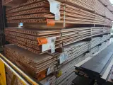 Ca. 80x Douglas Design – Triple – Deens profiel, 18x142mm, lengte 500cm – foto 4 – kavel bij Onlineveilingmeester