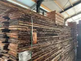 Ca. 33x Douglas Onbekantrechte Schaaldelen, 22x200-250mm, lengte 400cm – foto 3 – kavel bij Onlineveilingmeester