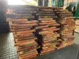 Ca. 42x Douglas Onbekantrechte Schaaldelen, 22x200-250mm, lengte 500cm – foto 2 – kavel bij Onlineveilingmeester