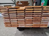 Ca. 42x Douglas Wisselsponning/halfhoutsrabat, 18x190mm, lengte 400cm – foto 3 – kavel bij Onlineveilingmeester