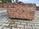 Ca. 272x Angelim Pedra Regels Fijnbezaagd, 40x60mm, lengte 190cm – foto 3 – kavel bij Onlineveilingmeester