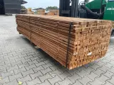Ca. 144x Guyana Teak Latten Fijnbezaagd, 31x50mm, lengte 335cm – foto 2 – kavel bij Onlineveilingmeester