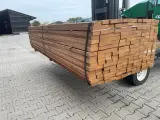 Ca. 96x Guyana Teak Planken Fijnbezaagd, 31x80mm, lengte 305cm – foto 2 – kavel bij Onlineveilingmeester