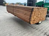 Ca. 108x Guyana Teak Planken Fijnbezaagd, 31x80mm, lengte 305cm – foto 2 – kavel bij Onlineveilingmeester