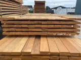 Ca. 112x Pakoeli Planken Geschaafd, 16x90mm, lengte 300cm – foto 3 – kavel bij Onlineveilingmeester