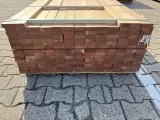Ca. 185x Guyana Teak Planken Geschaafd, 25x70mm, lengte 185cm – foto 3 – kavel bij Onlineveilingmeester