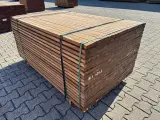 Ca. 418x Guyana Ipé Latten Geschaafd, 25x40mm, lengte 155cm – foto 2 – kavel bij Onlineveilingmeester