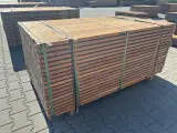 Ca. 428x Guyana Ipé Latten Geschaafd, 25x40mm, lengte 155cm – foto 2 – kavel bij Onlineveilingmeester