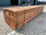 Ca. 91x Angelim Pedra Onderliggers Geschaafd, 45x68mm, lengte 450cm – foto 2 – kavel bij Onlineveilingmeester