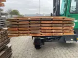 Ca. 72x Douglas Wisselsponning/halfhoutsrabat, 18x190mm, lengte 500cm – foto 3 – kavel bij Onlineveilingmeester