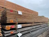 Ca. 120x Douglas Wisselsponning/halfhoutsrabat, 18x190mm, lengte 500cm – foto 2 – kavel bij Onlineveilingmeester