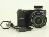 Sony α330 digitale spiegelreflexcamera met 2 lenzen & accessoires – foto 2 – kavel bij De Kringwinkel, Antwerpen