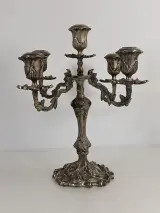 Sierlijk antiek ogend barok kandelaarstel met 5 lichtpunten – rijk gedecoreerd en klassiek – foto 7 – kavel bij De Kringwinkel, Turnhout