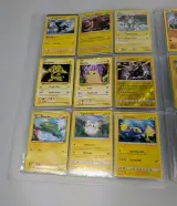 Verzameling Pokémon kaarten in binder – foto 12 – kavel bij De Kringwinkel, Sint-Niklaas