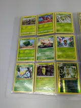 Verzameling Pokémon kaarten in binder – foto 10 – kavel bij De Kringwinkel, Sint-Niklaas