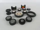 Lot vintage LEGO - diverse onderdelen en accessoires – foto 3 – kavel bij De Kringwinkel, Heverlee