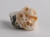 Verzameling mineralen en kristallen in displayboxen – foto 9 – kavel bij De Kringwinkel, Heverlee
