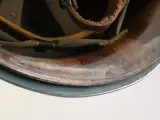 Set van 2 oude Belgische militaire stalen helm M51 – foto 4 – kavel bij De Kringwinkel, Heverlee