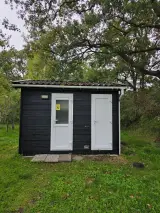 Dubbel sanitair huisje camping, XHC Bouw, Dubbele unit, zwart, 2021 – foto 17 – kavel bij Onlineveilingmeester, Balkbrug