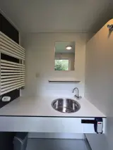Dubbel sanitair huisje camping, XHC Bouw, Dubbele unit, zwart, 2021 – foto 10 – kavel bij Onlineveilingmeester, Balkbrug