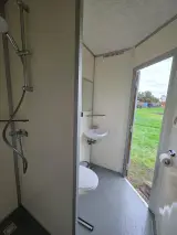 Dubbel sanitair huisje camping, NVT, Basis, geel – foto 11 – kavel bij Onlineveilingmeester, Balkbrug