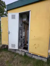 Dubbel sanitair huisje camping, NVT, Basis, geel – foto 4 – kavel bij Onlineveilingmeester, Balkbrug