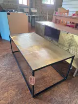 Dutchbone salontafel (messing), Dutchbone, Lee Salontafel, ijzer en messing, 2025 – foto 3 – kavel bij Onlineveilingmeester, Balkbrug