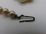 Klassiek Parelcollier met Zilveren Sluiting – foto 4 – kavel bij De Kringwinkel, Diest
