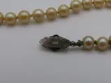 Klassiek Parelcollier met Zilveren Sluiting – foto 5 – kavel bij De Kringwinkel, Diest