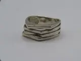 Zilveren Ring met Geometrisch Lagenmotief – foto 3 – kavel bij De Kringwinkel, Diest