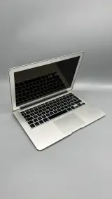 Laptop Apple MacBook Air 2017 13-inch i5 8GB met lader – foto 4 – kavel bij De Kringwinkel, Oostkamp