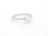 Witgouden solitair ring met 1.00 carat ovaal geslepen diamant en Briljant geslepen diamanten – foto 7 – kavel bij Onlineveilingmeester